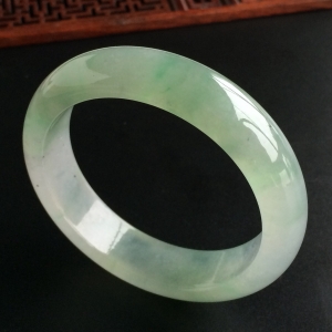 (超值推荐)冰种飘花手镯(56.3mm)