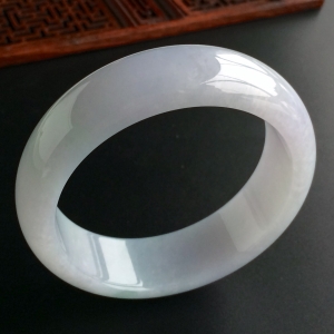 (超值推荐)糯冰种淡紫罗兰手镯(56.8mm)