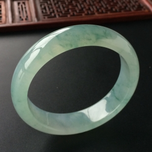 (超值推荐)冰种飘花手镯(56mm)