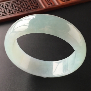 (超值推荐)糯冰种晴水手镯(58.5mm)