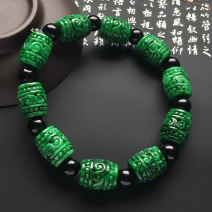 （超值推荐）糯冰种浓绿手链