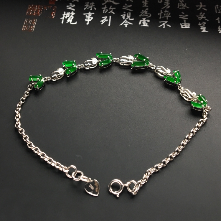 （超值推荐）镶白金钻石冰种阳绿手链