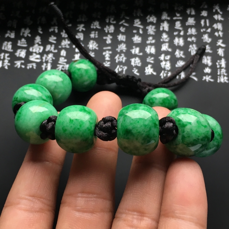 （超值推荐）糯冰种飘翠路路通手链