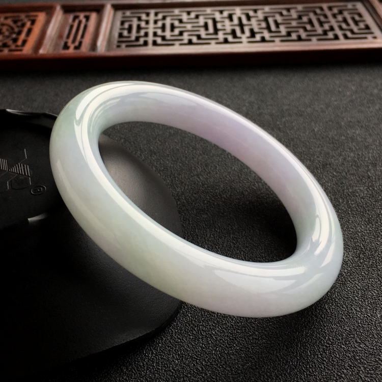 (超值推荐)糯冰种淡紫罗兰圆条手镯(55.9mm)