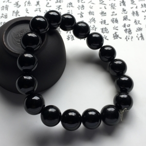 细糯种墨翠手链