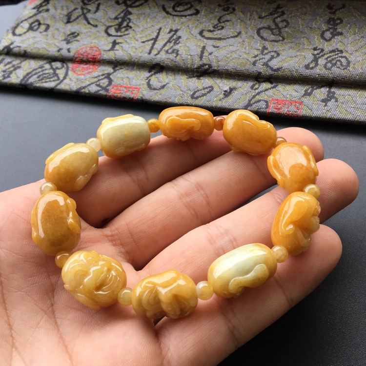 (超值推荐)糯冰种黄翡罗汉头手链