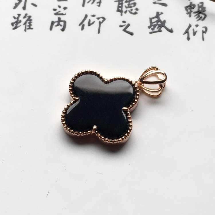 （超值推荐）镶玫瑰金冰种墨翠四叶草胸坠