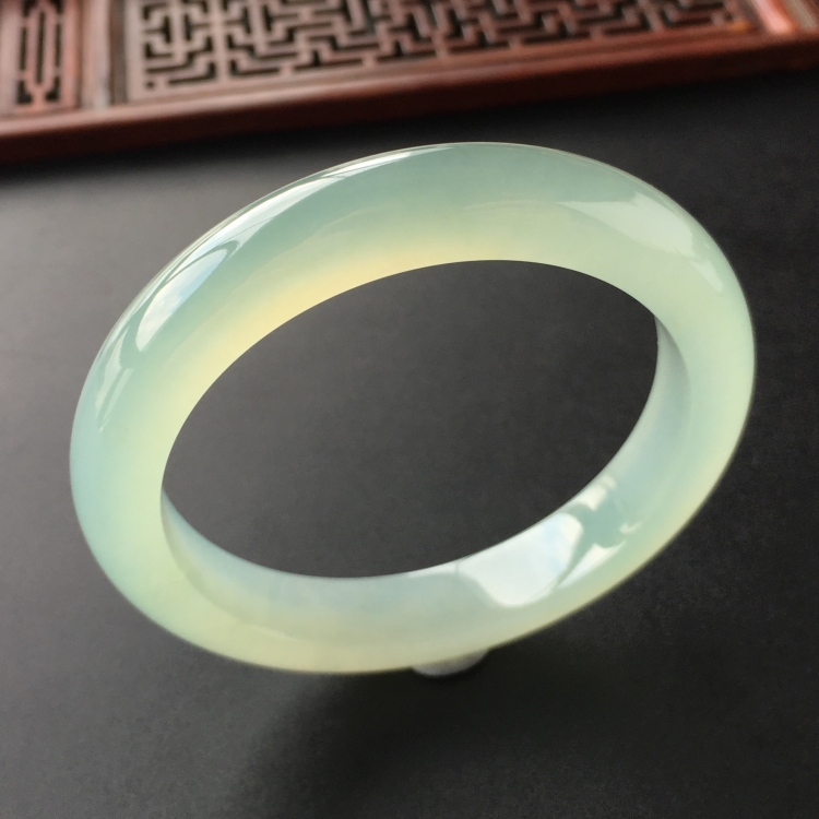 (超值推荐)冰种晴水手镯(54.3mm)