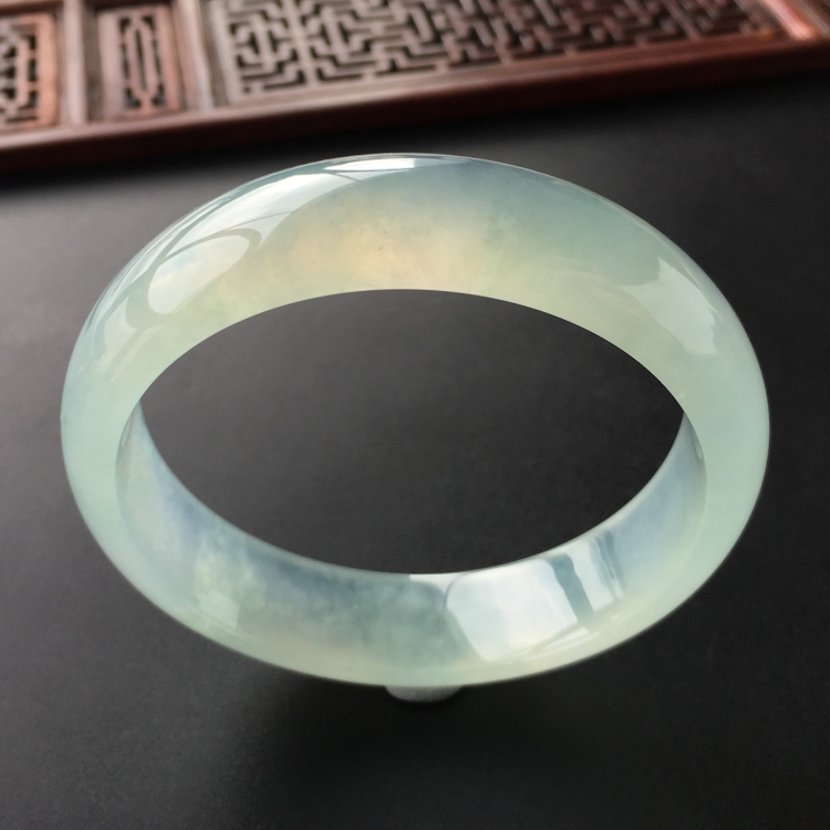 (超值推荐)冰种晴水手镯(58.2mm)
