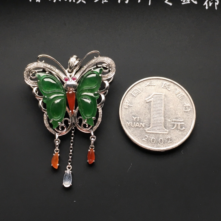 （超值推荐）镶白金钻石冰种晴水蝴蝶胸坠