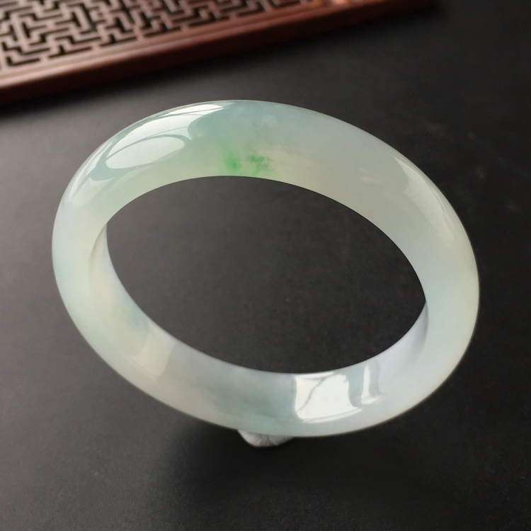 (超值推荐)冰种晴水略飘翠手镯(54.1mm)