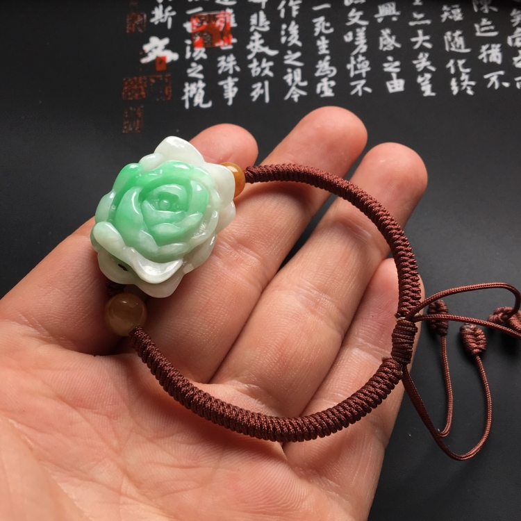 （超值推荐）糯冰种略飘翠富贵花开手链
