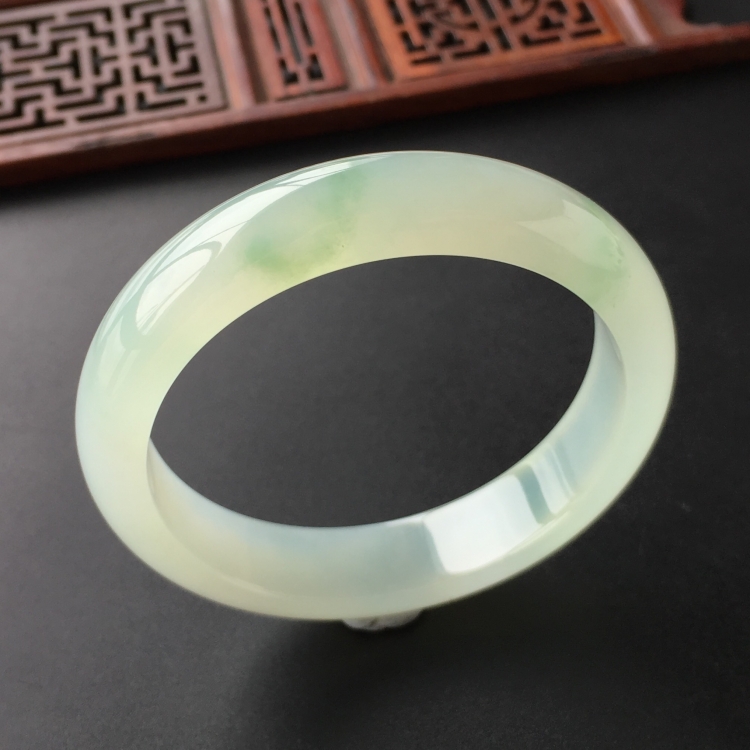 (超值推荐)冰种晴水飘花手镯(53.8mm)
