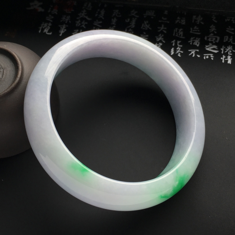 （超值推荐）糯冰种淡春带彩手镯（56mm）