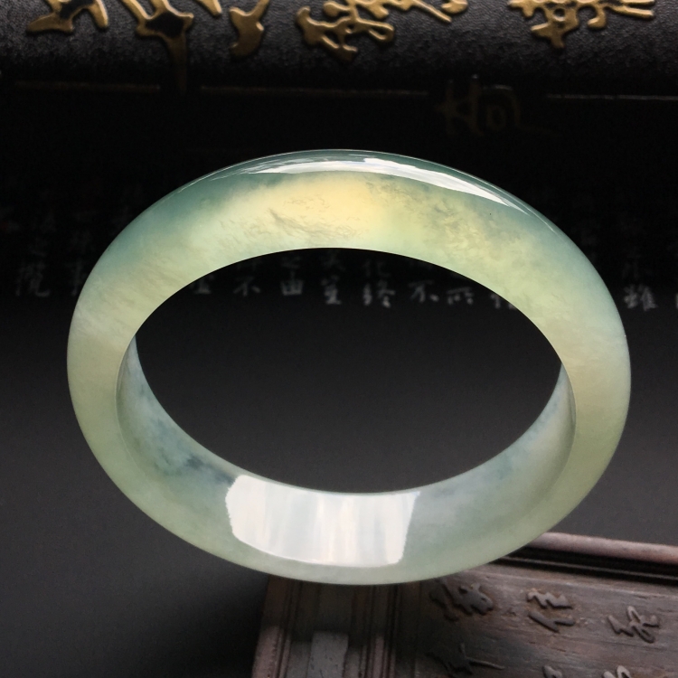 （超值推荐）冰种晴水手镯（59mm）
