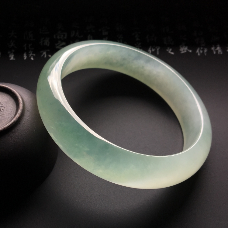 （超值推荐）冰种晴水手镯（59mm）