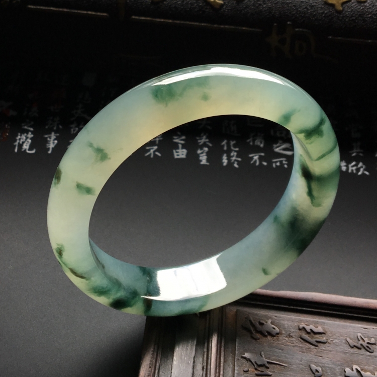 （超值推荐）冰种飘花手镯（54.8mm）