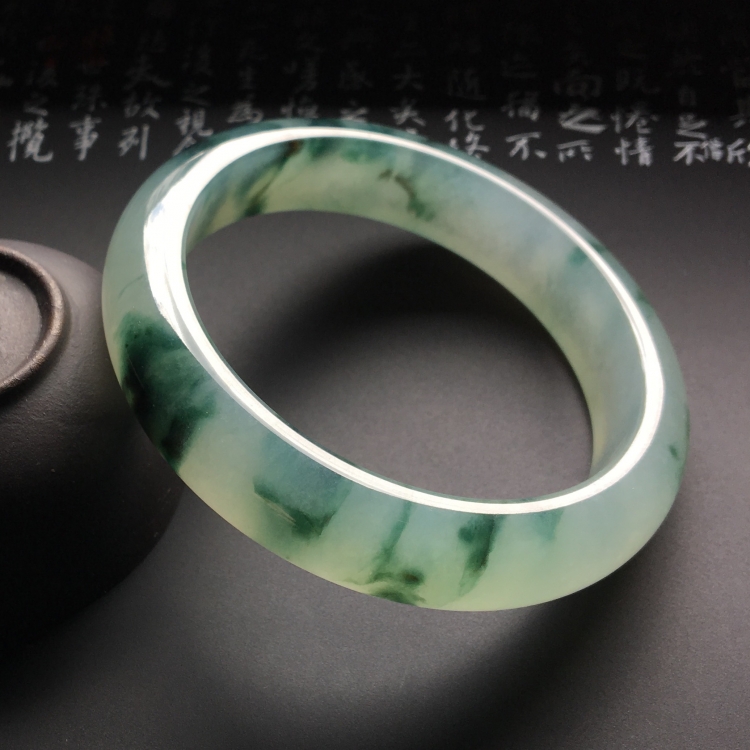 （超值推荐）冰种飘花手镯（54.8mm）