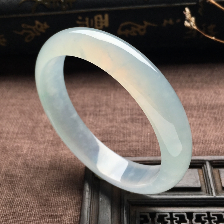 （超值推荐）冰种淡晴水手镯（58.5mm）