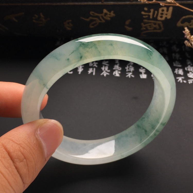 （超值推荐）冰种飘花手镯（54.5mm）