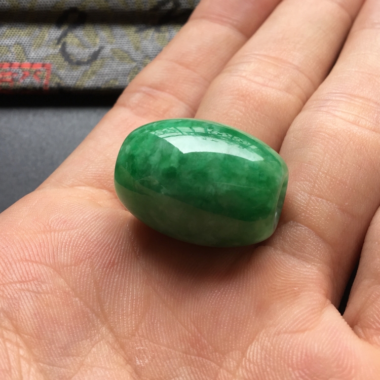 (超值推荐)糯冰种翠色路路通挂件