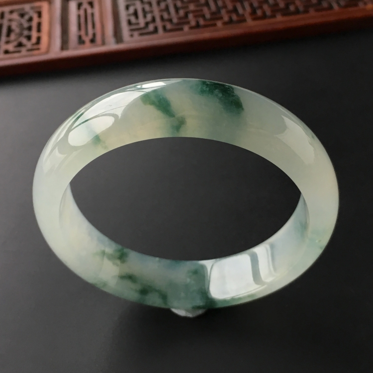 (超值推荐)冰种飘花手镯(57.1mm)