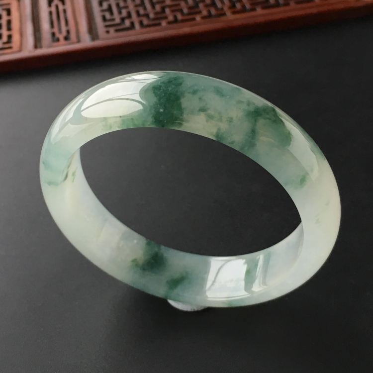 (超值推荐)冰种飘花手镯(57.1mm)