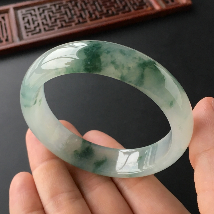 (超值推荐)冰种飘花手镯(57.1mm)