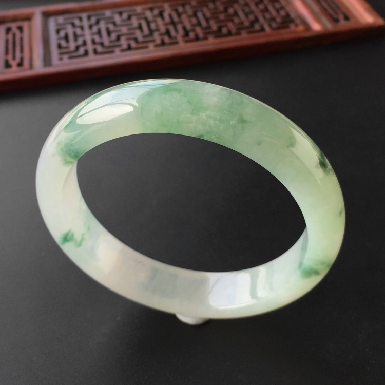 (超值推荐)冰种飘花手镯(57.5mm)