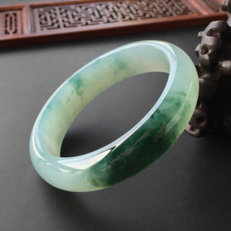 (超值推荐)糯冰种飘花手镯(57.6mm)
