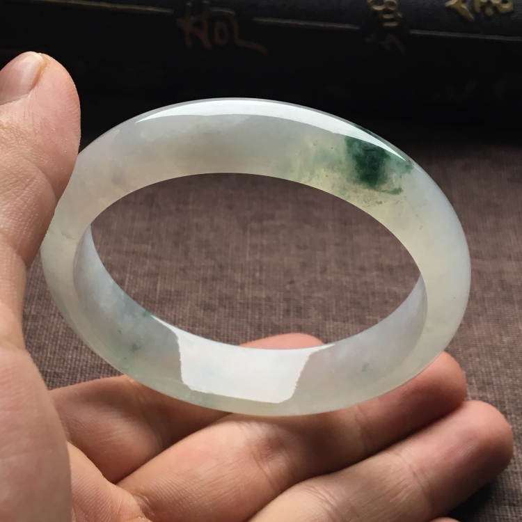 （超值推荐）冰种飘花手镯（55.5mm）