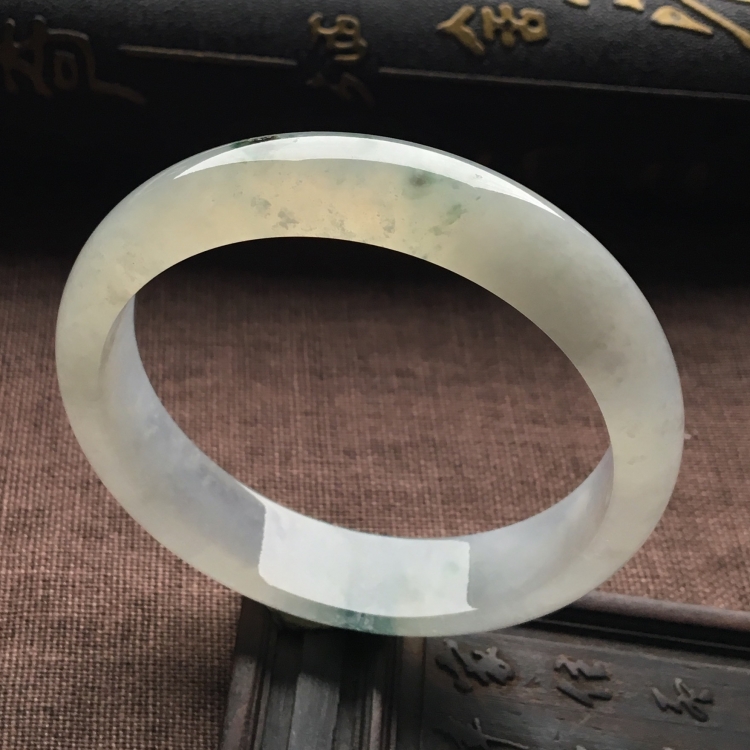 （超值推荐）冰种飘花手镯（55.5mm）