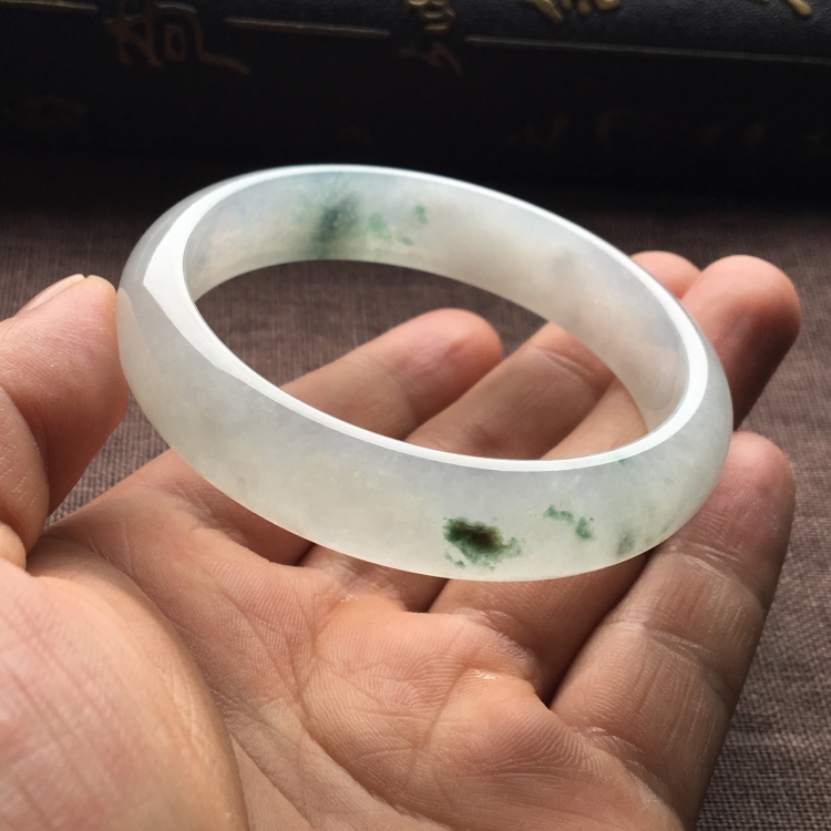 （超值推荐）冰种飘花手镯（55.5mm）