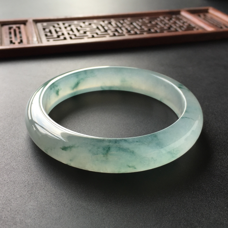 (超值推荐)冰种飘花手镯(57.1mm)