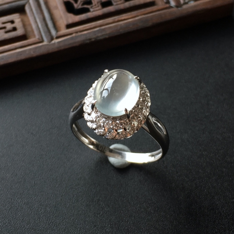 (超值推荐)冰玻种无色镶白金钻石戒指