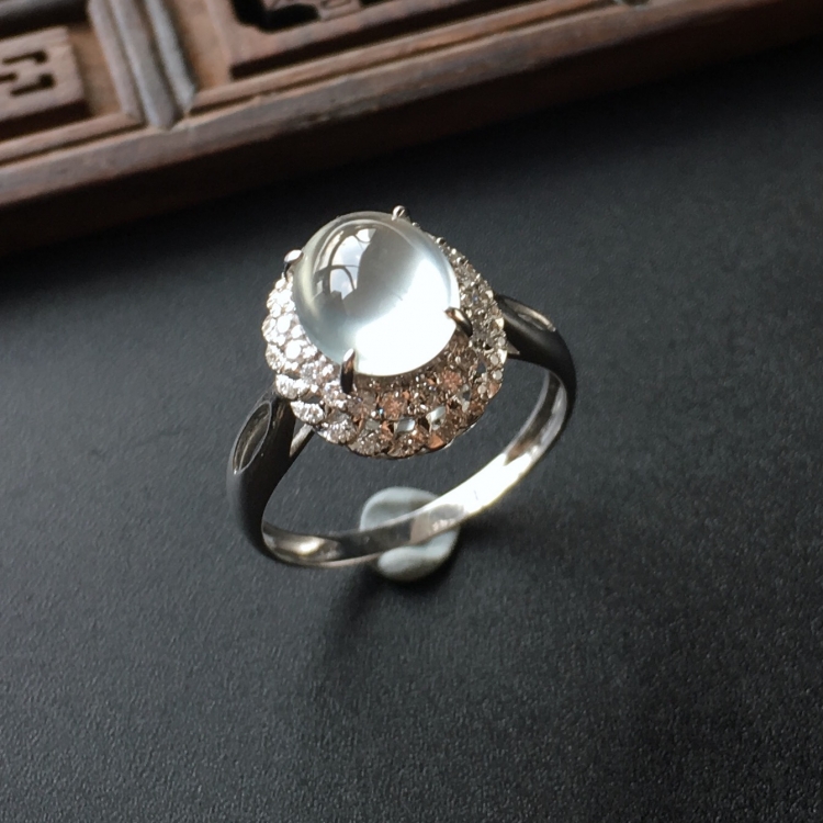 (超值推荐)冰玻种无色镶白金钻石戒指