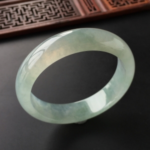 (超值推荐)冰种晴水手镯(57.5mm)