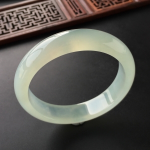 (超值推荐)冰种晴水手镯(57.2mm)