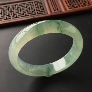 (超值推荐)冰种飘花手镯(57.4mm)