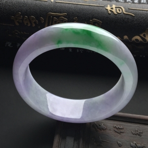 （超值推荐）糯冰种春带彩手镯（59mm）