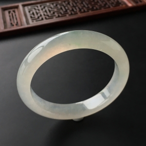 (超值推荐)冰种淡晴水手镯(54.5mm)