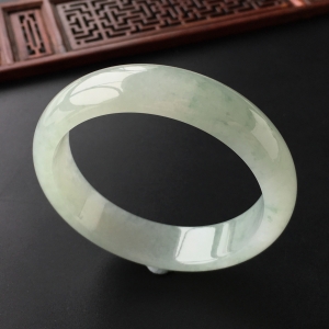 (超值推荐)糯冰种飘花手镯(56.6mm)