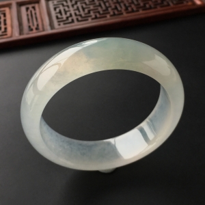 (超值推荐)冰种晴水手镯(57.2mm)