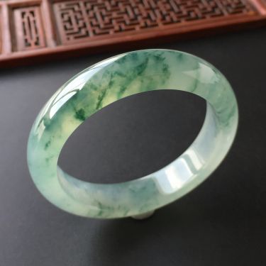 (超值推荐)冰种飘花手镯(55.8mm)