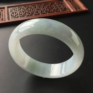 (超值推荐)糯冰种晴水略带紫罗兰手镯(60.5mm)