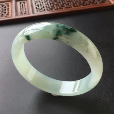 (超值推荐)糯冰种飘花手镯(59mm)