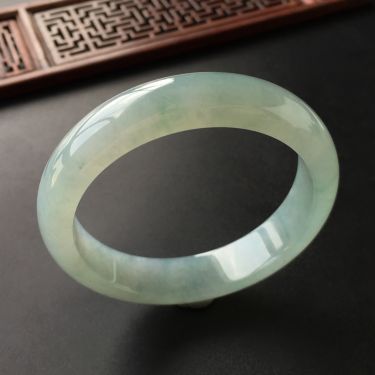 (超值推荐)冰种晴水手镯(56.6mm)