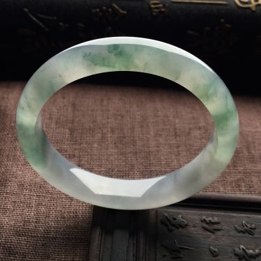 （超值推荐）冰种飘花手镯（56.3mm）