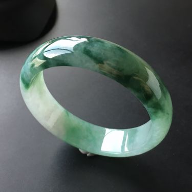 (超值推荐)糯冰种飘花手镯(55.2mm)