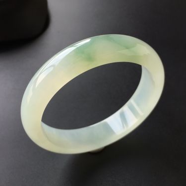 (超值推荐)冰种飘花手镯(56.4mm)